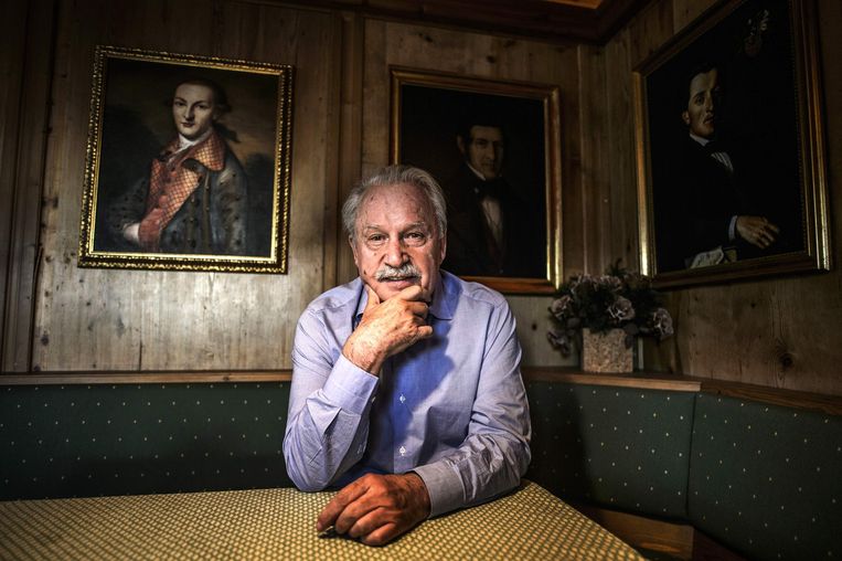 Giorgio Moroder in zijn woning in Italië. Beeld AFP