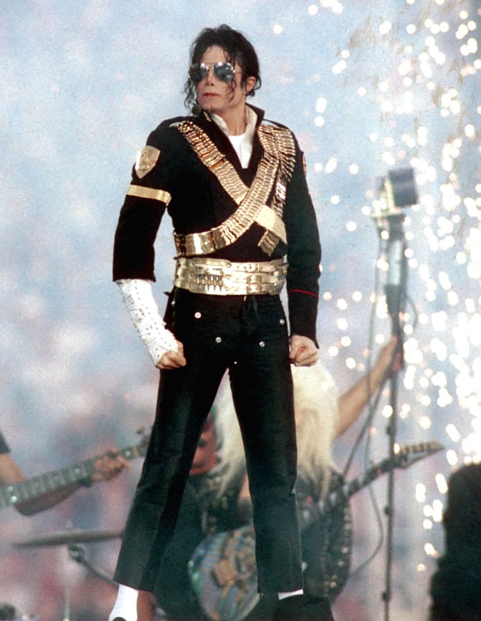 Louis Vuitton haalde de mosterd voor de nieuwe collectie bij het optreden van Michael Jackson op de Super Bowl in 1993.