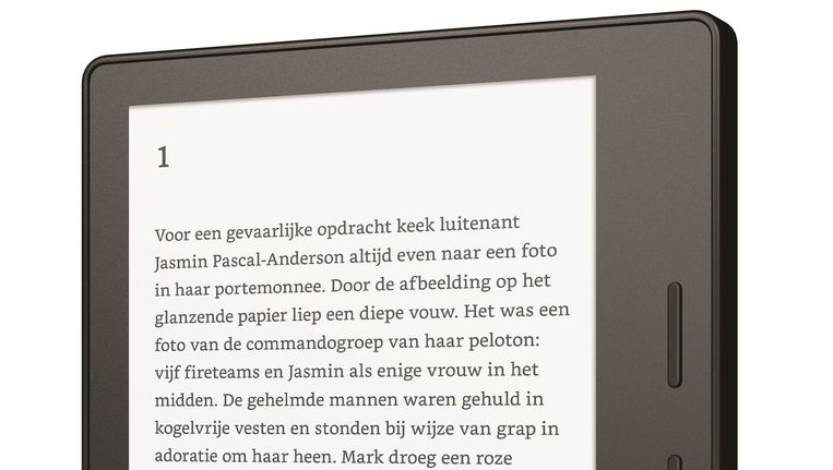 Zo ziet de nieuwe Kindle eruit, met een bladzijde uit een thriller van Lars Kepler. Beeld Amazon 