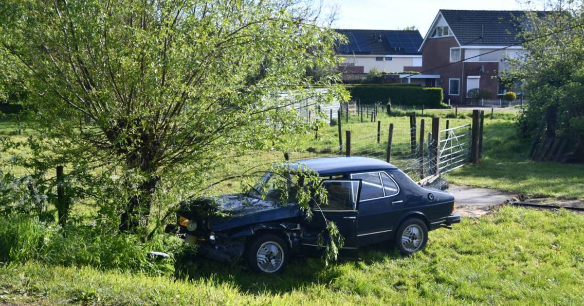 Vrouw gewond na botsing in Heinkenszand.