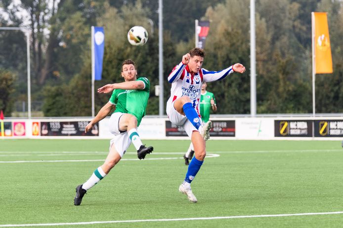 Niek Akkermans (op archiefbeeld) scoorde namens Bavel de 0-1 in het gewonnen duel tegen Cluzona.