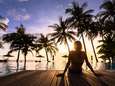 “Ga eens zwemmen of speel een spelletje Jenga”. Vakantieresort op Bali verbiedt smartphones aan zwembad