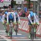 Orica wint openingsetappe in Giro, Tuft in het roze