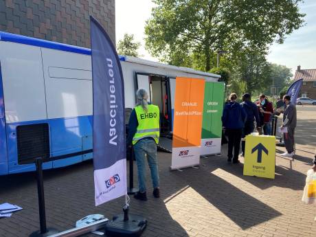 Dit dorp zit écht niet te wachten op de vaccinatiebus, GGD en gemeente blazen komst af
