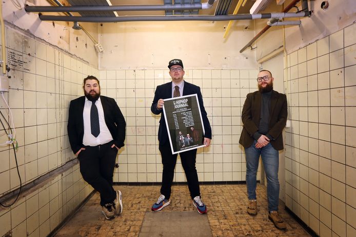 Het DJ-trio Hiphop Journaal:  vanaf links Dirk Stolk, Bowie van Loon en Jan de Jong.  Foto Pix4Profs/Ramon Mangold.