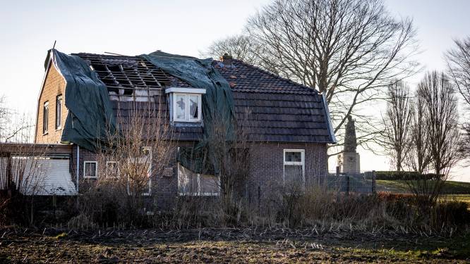 Uitgebrand huis voor 425.000 euro te koop (maar dan woon je wel prachtig)