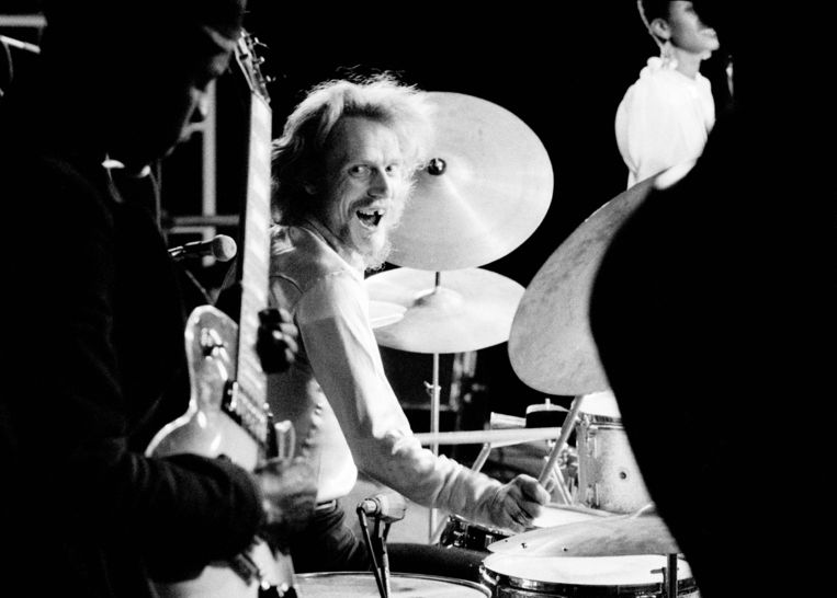 Ginger Baker, furieus drumbeest en archetypische rockjunk, op 80jarige