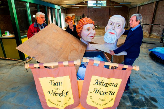 De reuzen van Goirle en Riel.