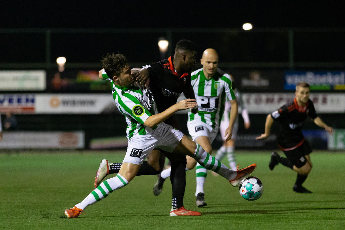 Achilles Veen legde Unitas met 4-0 over de knie