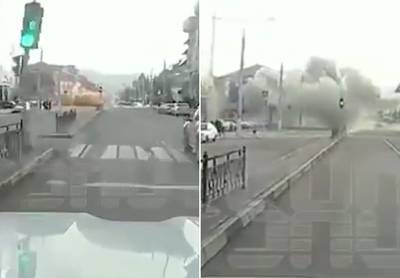 KIJK. Dashcam filmt gigantische explosie midden op straat in Russische stad Belgorod