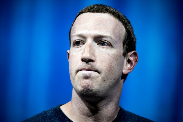 Mark Zuckerberg. Voor het eerst ooit zijn er minder gebruikers op Facebook.