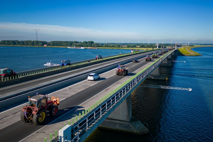 Manifestation des agriculteurs sur le Ketelbrug