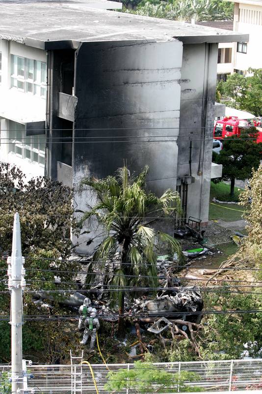 In 2004 crashte een Amerikaanse CH-53 op de universiteit van Okinawa.