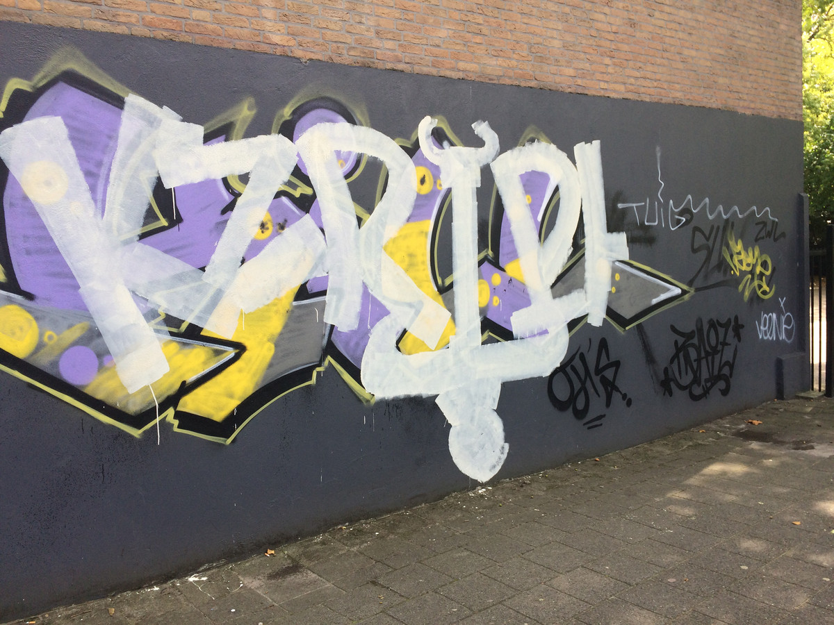 Graffiti Spuiter Peperbus Mogelijk Al Opgepakt Foto Destentor Nl