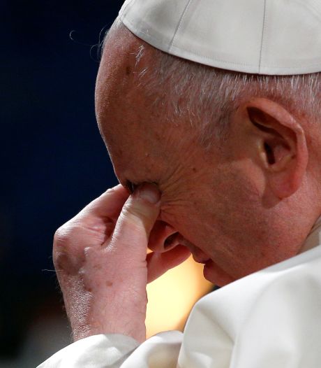 Paus Franciscus bekritiseert onverschilligheid en egoïsme