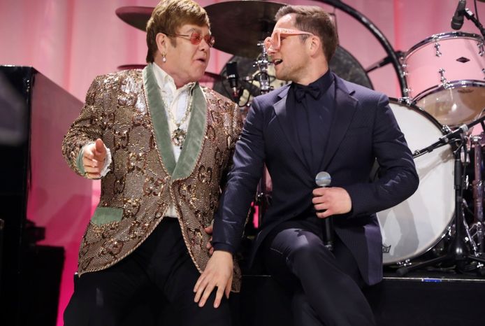 Elton John en Taron Egerton.