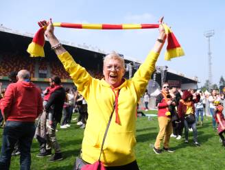 VIDEO. KV Mechelen-fans vieren stevig feestje in AFAS Stadion: “Ongelooflijk!”