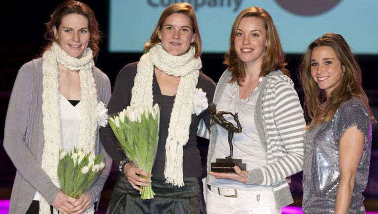 Femke Heemskerk (tweede rechts) troefde Ellen Hoog (rechts) en duo Femke Dekker-Nienke Kingma af. Foto Marcel Israel Beeld 