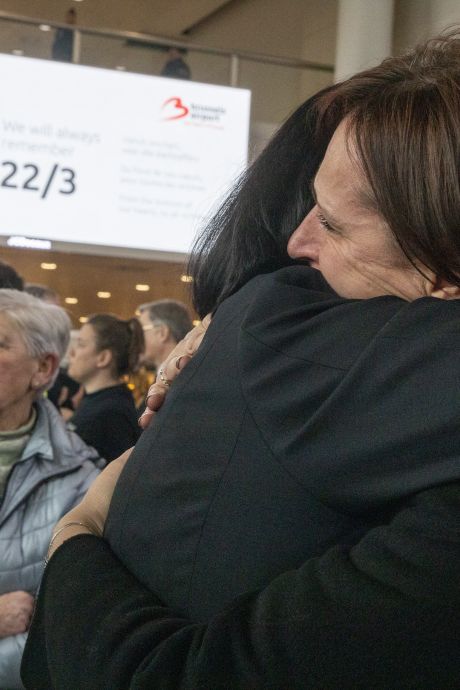 Hommage aux victimes des attentats: pas 16, mais 17 noms ont été cités cette année à Zaventem