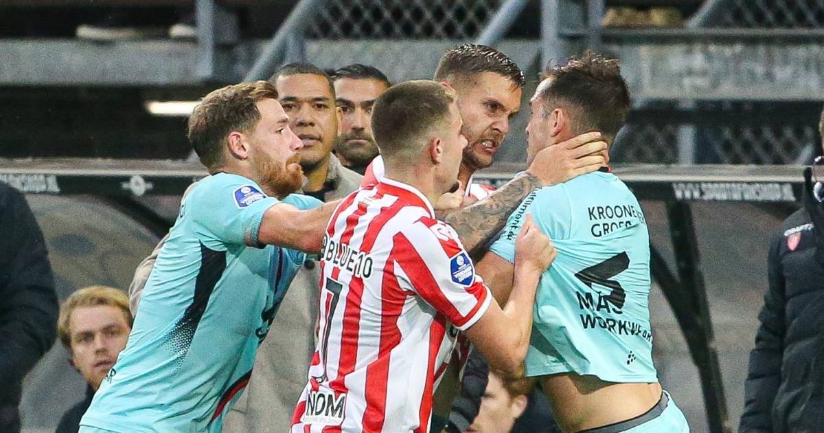 Kasteelvloek kent geen einde Sparta pakt ondanks rampstart een punt