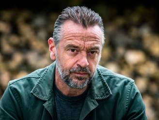 “Zijn relatiebreuk stond hier in alle showbizzbladen”: waarom Nederland smelt voor Tom Waes