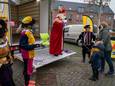 De sinterklaas drive-trough van winkelketen Jumbo aan de Basilica in Elst, vorige week woensdag. Winkeleigenaar John Macleane krijgt er een voorwaardelijke boete van 7000 euro voor.