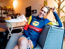 ‘Mama’ Ellen van Dijk wil eíndelijk een olympische medaille: ‘Maar gezin komt op de eerste plaats’