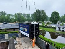 Zwembad vakantiepark De Biesbosch snel weer open door waterzuivering in zeecontainer te ‘verstoppen’