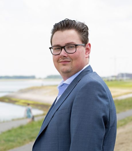 Jeroen de Buck uit Zuiddorpe is met zijn 27 jaar een van de jongste wethouders van Nederland