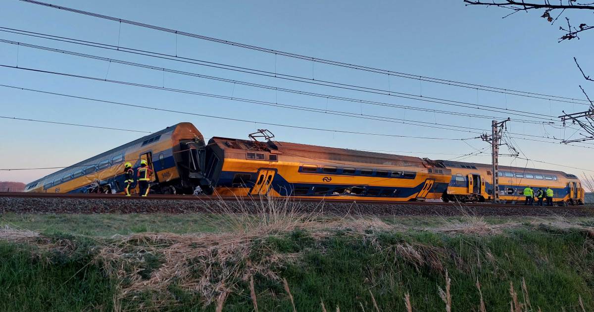 Tot zeker halverwege middag geen treinen naar Leiden door ongeval.