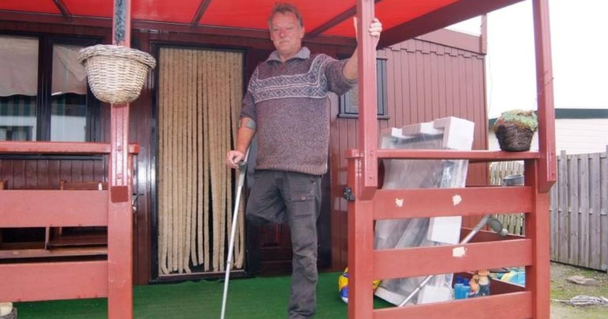 Henk Kloot raakt balkon kwijt | Schouwen-Duiveland