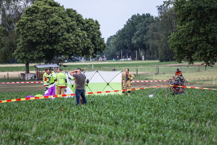 De 55-jarige paraglider verongelukte dinsdagavond.