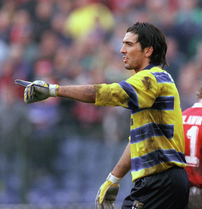 Gianluigi Buffon in 1998.