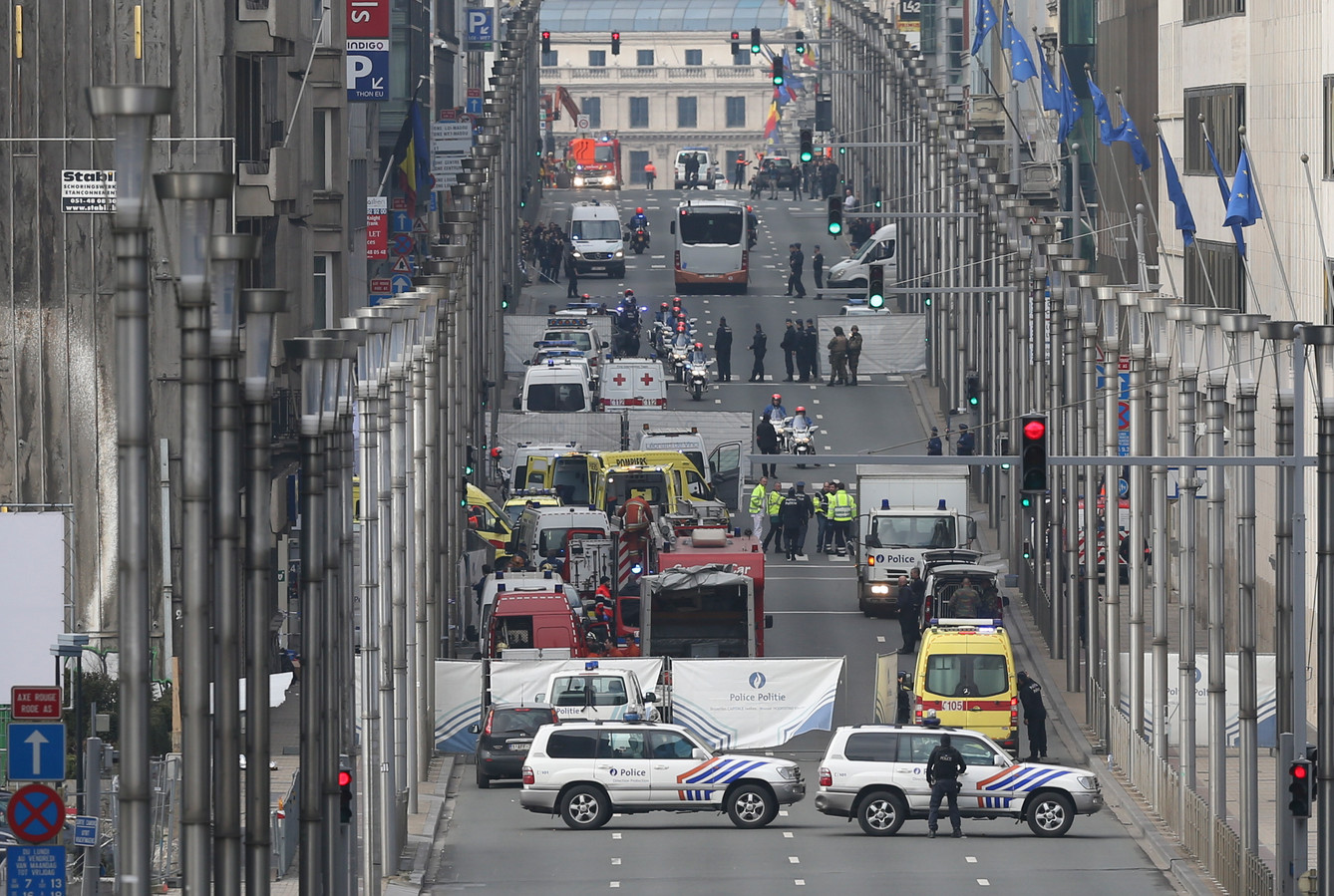 Station Maelbeek, rue de la Loi, Bruxelles (22 mars 2016)