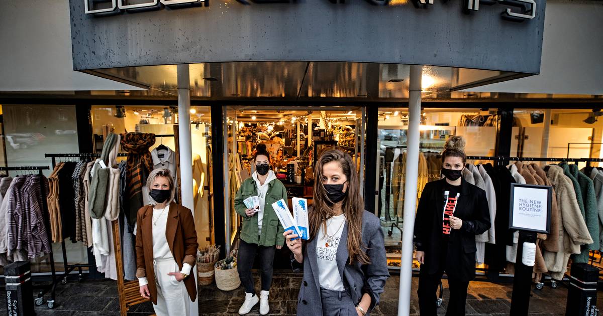 Women of Boerenkamps Mode full of energy after protest week: many customers and politicians from The Hague visiting |  Don’t miss these stories