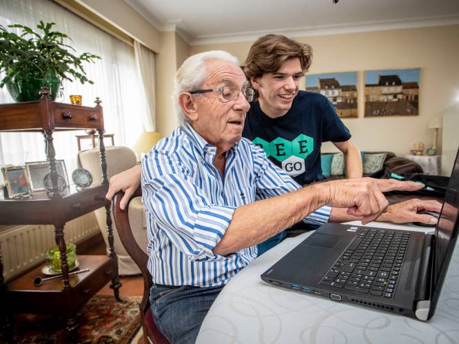 Bedrijfje helpt senioren met IT-problemen uit de nood