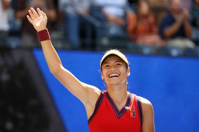 Nouvelle sensation à l’US Open: Emma Raducanu, 18 ans, se hisse en demi-finale