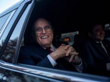 Ex-adviseurs Trump, onder wie Giuliani, vervolgd voor pogingen verkiezingsuitslag ongedaan te maken