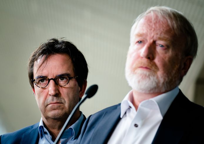 Diederik Gommers (links), hier met OMT-baas Jaap van Dissel.