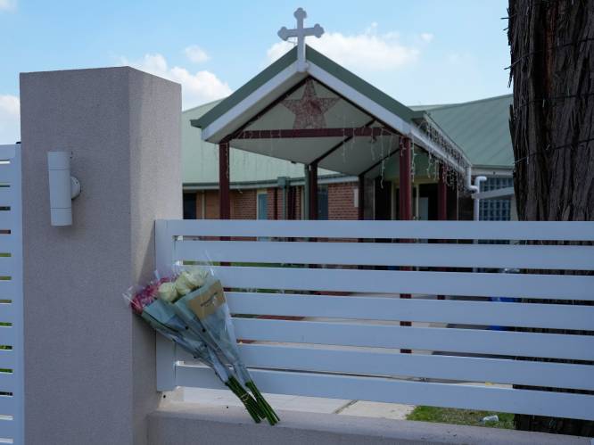 “Onaanvaardbaar risico en bedreiging”: zeven minderjarigen opgepakt in Australisch terreuronderzoek na steekpartij in kerk