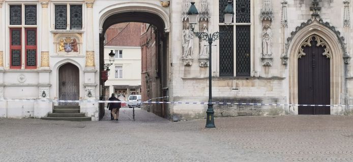 Je mag niet door de Blinde-Ezelpoort richting Vismarkt.