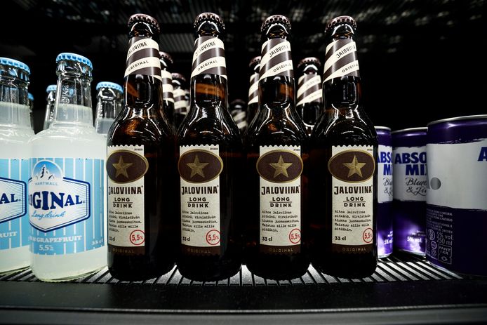 Drank met een alcoholgehalte van 5,5% in de staatswinkels die vooralsnog het alleenrecht hebben drank te verkopen.