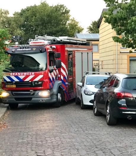 Slecht geparkeerde auto’s belemmeren hulpdiensten in Wezep en Hattemerbroek