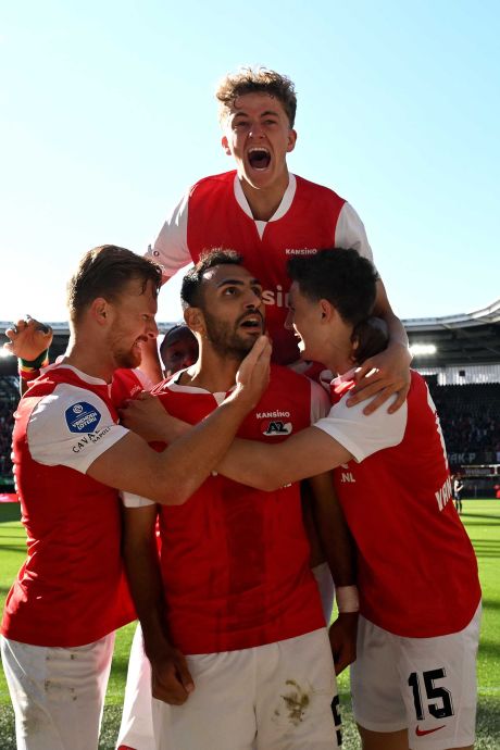 AZ blaast strijd om Champions League-ticket nieuw leven in na knappe comeback tegen FC Twente