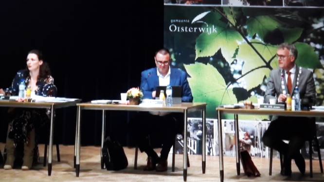 Aan snijden in zorg gaat in de raad van Oisterwijk chaos vooraf