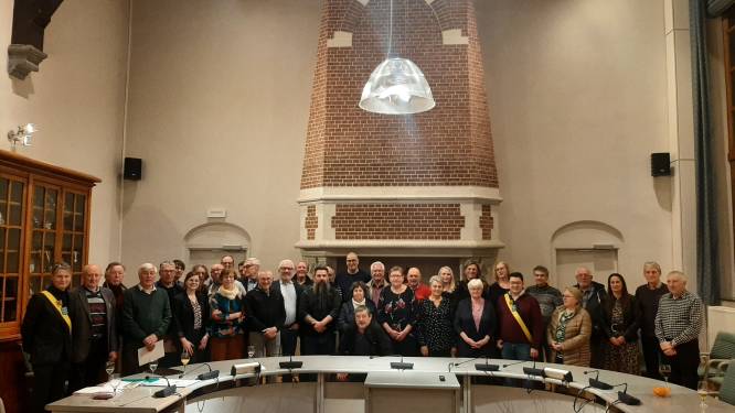 Lokale afdeling Rode Kruis bedankt bloedgevers en cursisten met brevetten
