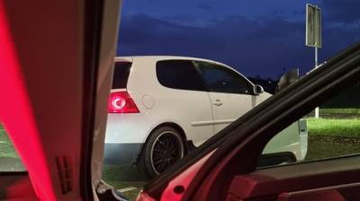 20-jarige bestuurder uit Breda drukt met 155 k/m per uur voorganger van de snelweg