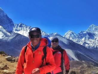 De sherpa die voor de 23ste keer boven op de Mount Everest stond, en zo record brak: “Het is van moeten, ik kan niks anders”