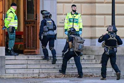 Twee doden bij incident op Zweedse school, 18-jarige leerling opgepakt