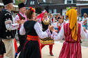 De Bulgaarse dansgroep Zdravets uit Gent.